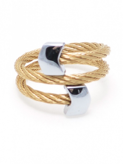 Twisted Arrows Bangle